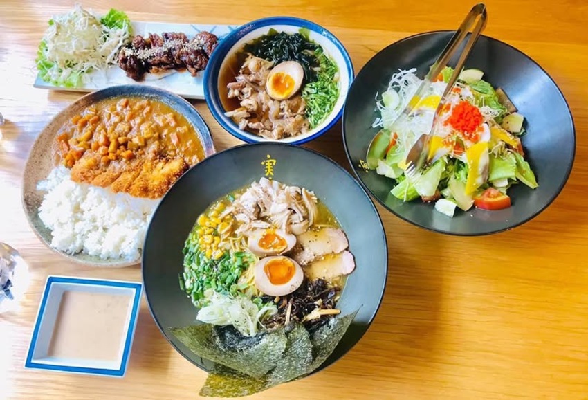 Bát mì Ramen Home Ramen tại Phú Nhuận