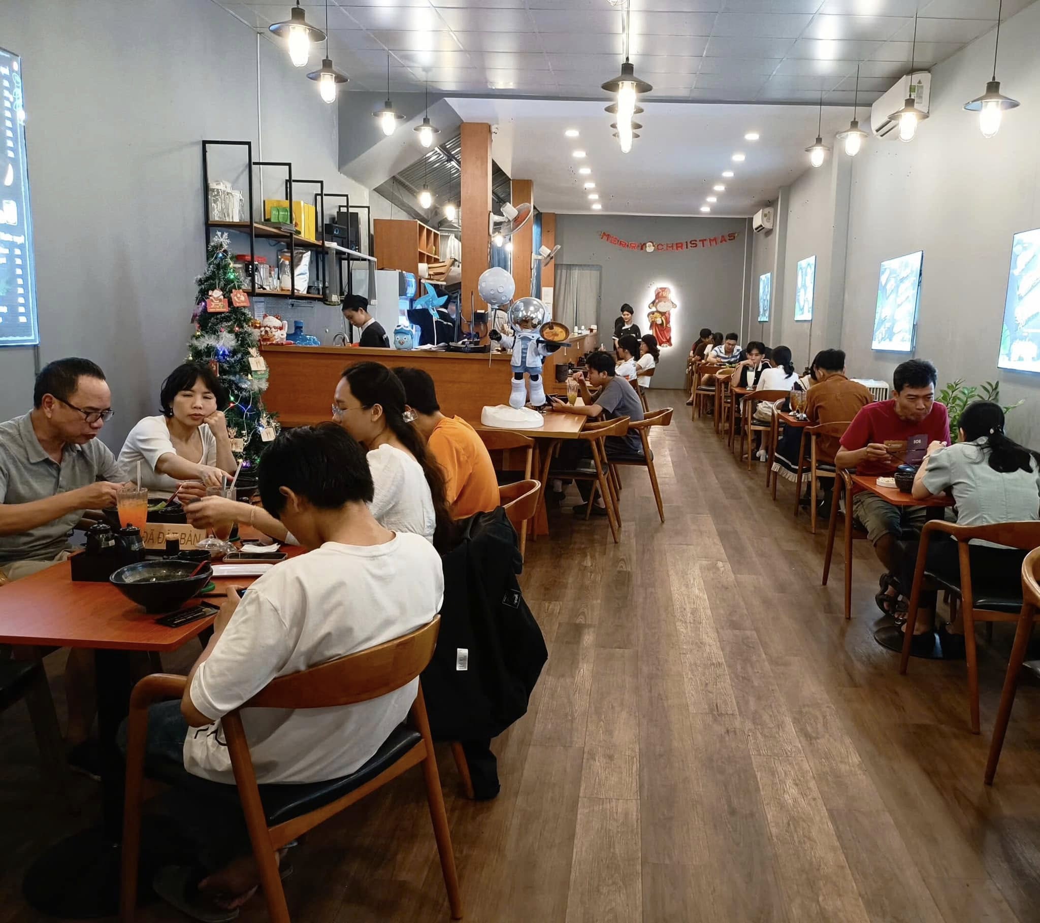 Tokyo Soy Ramen chi nhánh Cộng Hòa